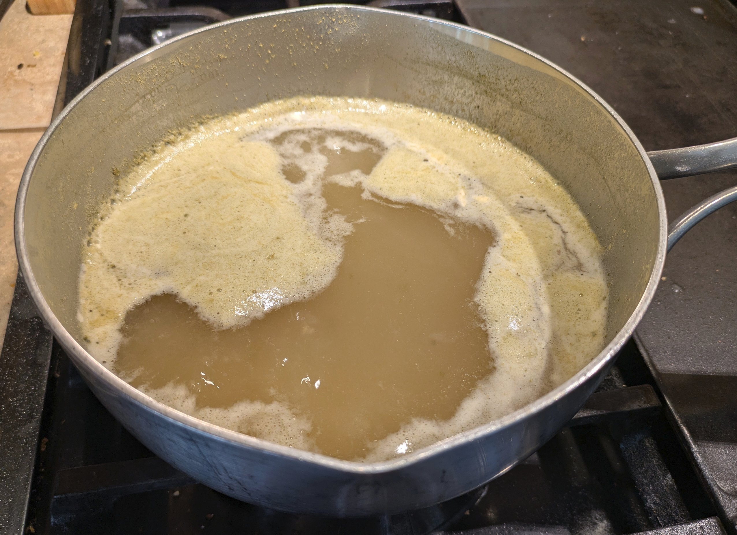 Boiling wort for yeast capture starter